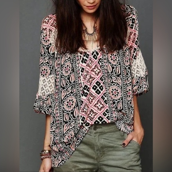 FREE PEOPLE Gypsy Boho Lace Flowy Tunic- Size Small - Picture 1 of 5